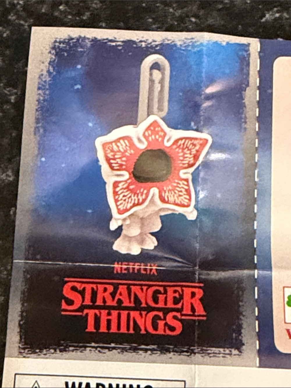 Stranger Things Kinder Joy - Demo